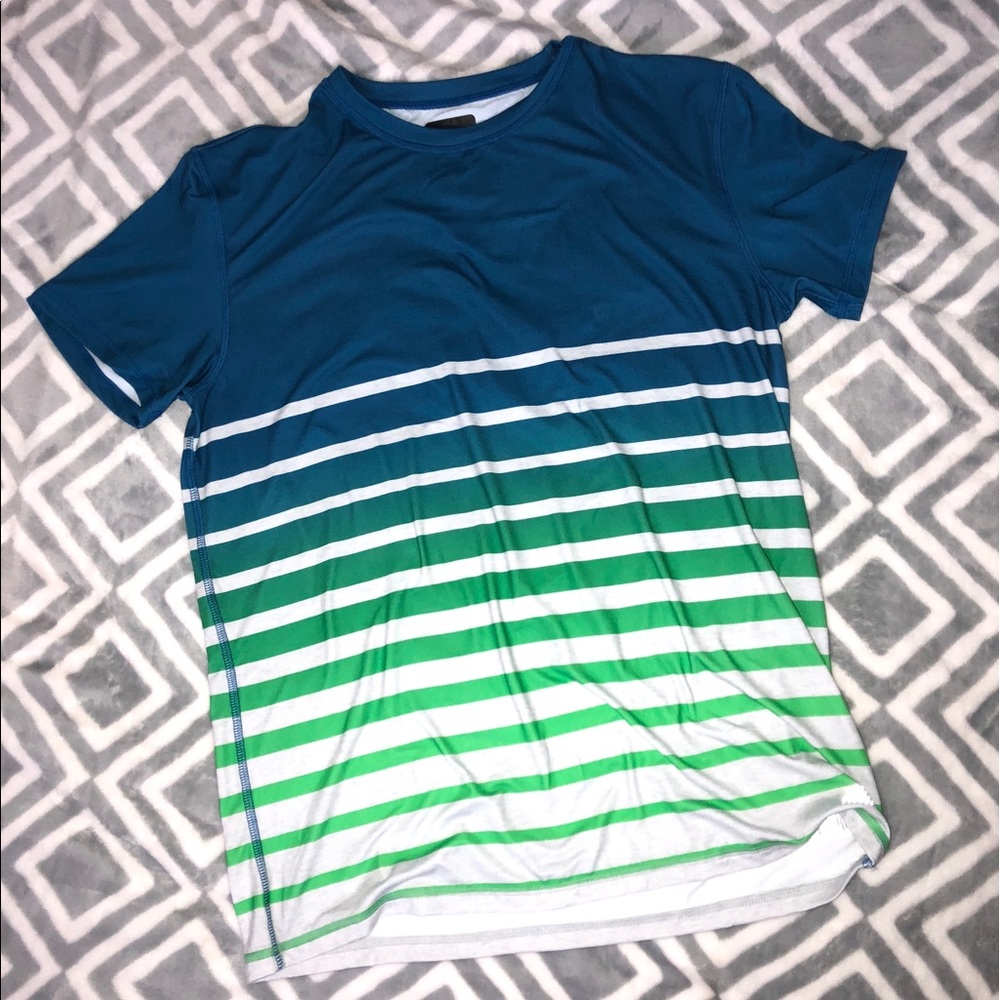 ✨Sale✨American Eagle Active Extreme Flex Shirt